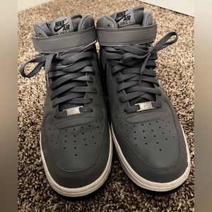 SOLD Nike Air Force 1 Grey